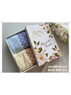 ผ้าขนหนูเนื้อ cotton ลายกากบาทใหญ่ ขนาดเช็ดผม 15x30 นิ้ว แพ็คคู่กล่องพิมพ์ชื่อ