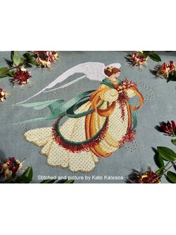 Lavender & Lace ชุดปัก Angel of Autumn(ผ้าไอด้า 14 Ct.)