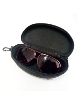 กล่องแว่นกันแดดซิป สีดำ แพ็ค 10 ใบ