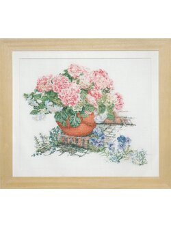 Thea Gouverneur ชุดปัก Pink Hydrangea