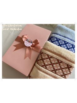 ผ้าขนหนูเนื้อ cotton ลายกากบาทเล็ก ขนาดเช็ดผม 15x30 นิ้ว แพ็คกล่องมุก