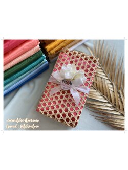 ผ้าแพรอย่างดียี่ห้อ Bless แพ็คกล่องโปร่ง