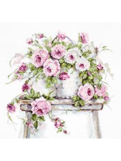 Luca-S ชุดปัก Roses on a Stool