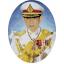 Pinn ในหลวงฉลองพระองค์สีขาว (วงรี)