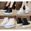 รองเท้าผ้าใบหนังเสริมส้นหุ้มข้อสีดำ/ขาว ไซต์ 34-40