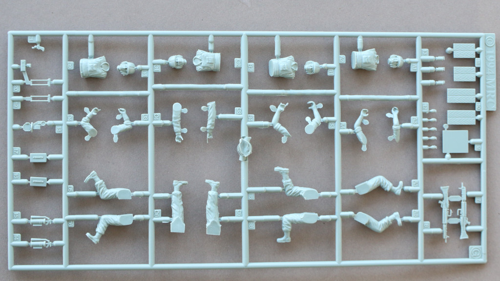 1/35 BELL UH-1C