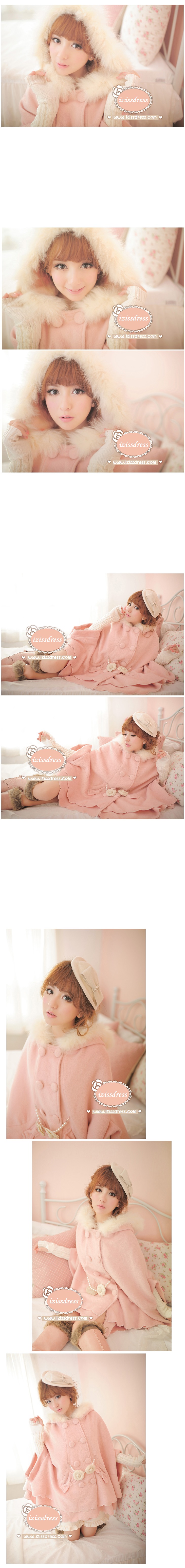 ***ใหม่สุดๆ พร้อมส่ง***ชุดเสื้อโค้ทกันหนาวหมวกประดับขนเฟอร์สีชมพูสวยหวานทรงค้างคาว ผ่าด้านหน้ามีสร้อยมุกประดับดอกกุหลาบ เหมือนแบบค่ะ