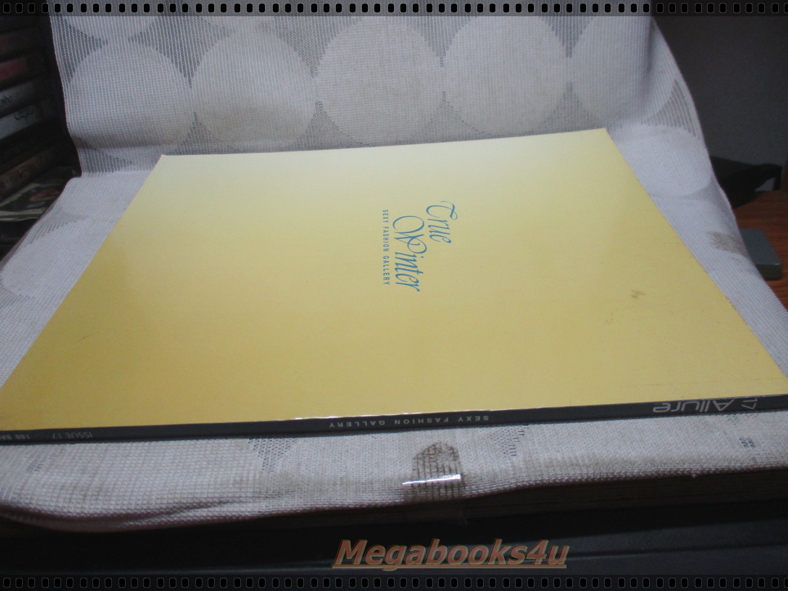 นิตยสารALLURE SEXY FASHION VOL17