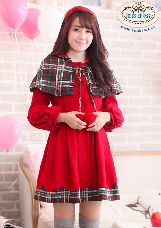 **หมดค่ะ**โค้ทเสื้อกันหนาวสีแดง พร้อมผ้าคลุมไหล่ลายสก็อตผูกโบว์ ห้อยด้วยปอมๆสีแดงพร้อมฮู้ด ปลายแขนพองนิดๆ ตัดต่อริมกระโปรงด้วยผ้าลายสก็อตสวยคุณภาพดีเหมือนแบบ แบรนด์แท้นำเข้า