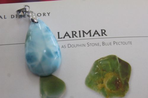 จี้ลาริมาร์ ( Larimar )