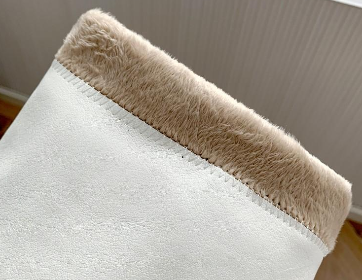 รองเท้าบูทยาวถึงต้นขา ไซต์ 34-46 สีดำ/ขาว