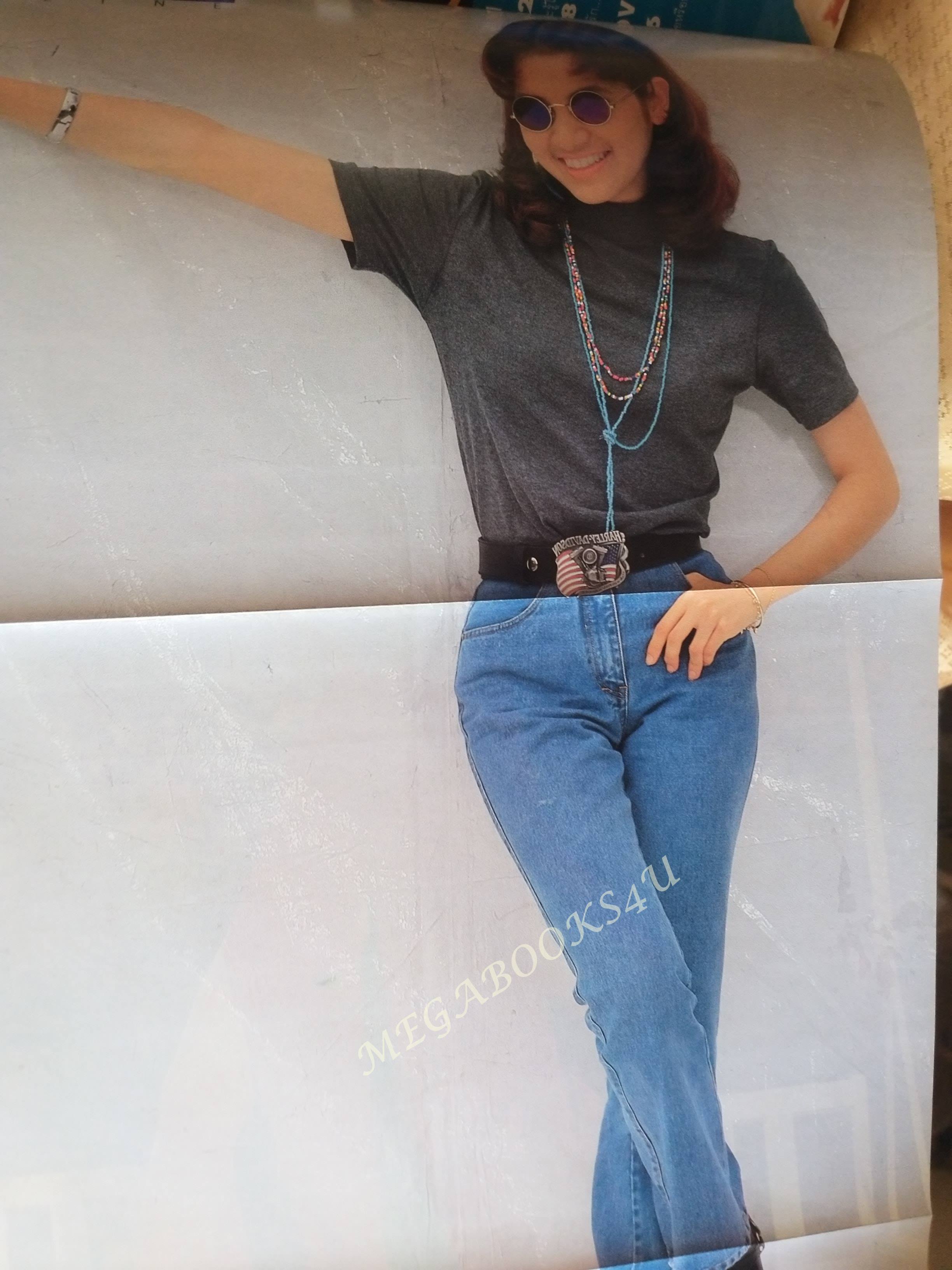 นิตยสารSTAR&STYLE ฉบับ26 ปี2536 มีโปสเตอร์ขนาดใหญ่