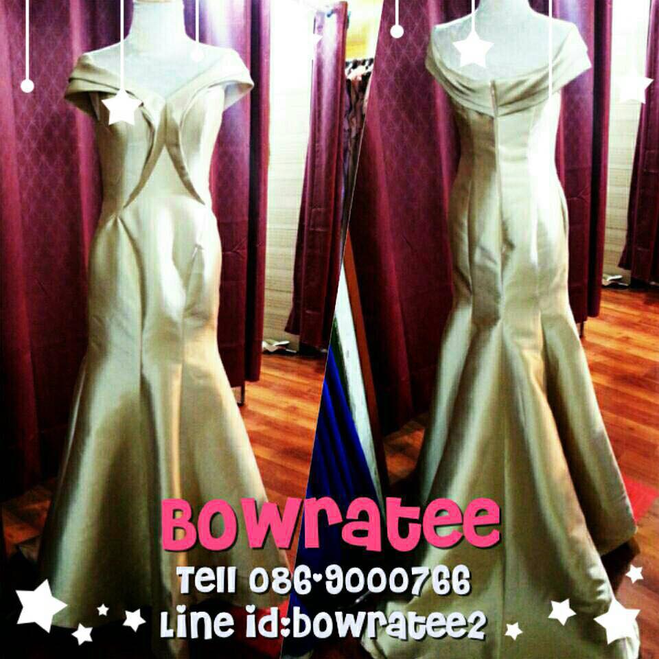 ชุดราตรีสีทองงานตัดหรู