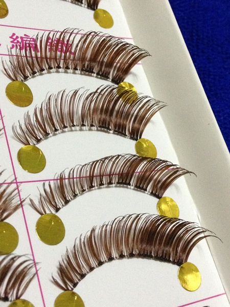 K-1 ขนตาเอ็นใส สีน้ำตาล(ขายปลีก) แพ็คละ 10 คู่