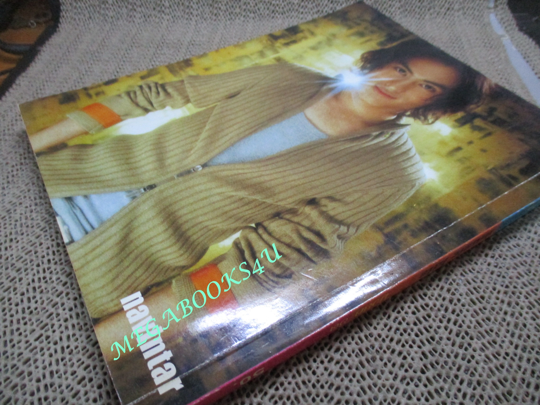 หนังสือเพลงพร้อมคอร์ดกีตาร์ MUSIC HITS ฉบับที่16 ปี2544