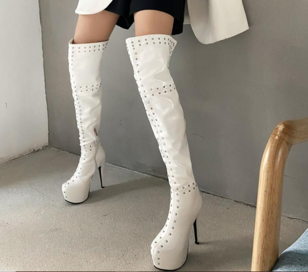 รองเท้าบูทหนังส้นสูงยาวเลยเข่า ไซต์ 34-43 สีขาว/ดำ