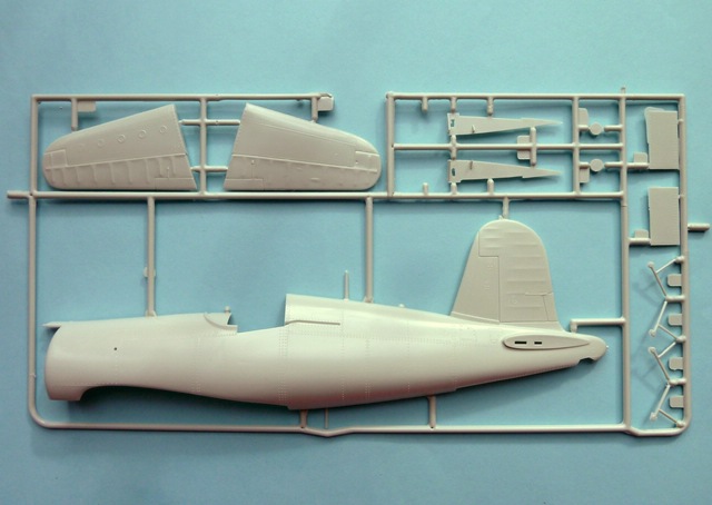 1/32 Vought F4U-1A Corsair
