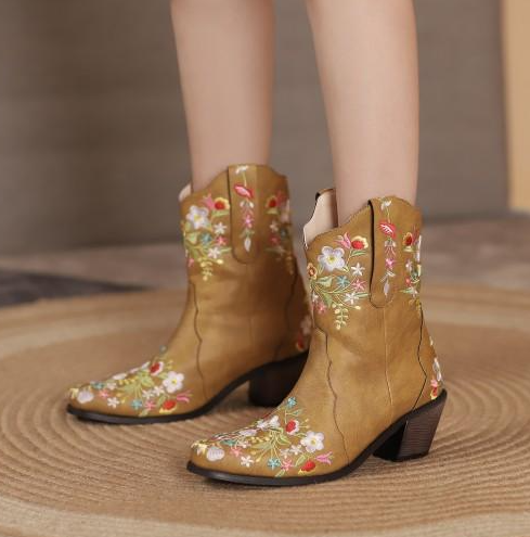 รองเท้าบูททรงคาวบอยสั้น ไซส์ 34-46 สีน้ำเงิน/น้ำตาลอ่อน/น้ำตาลเข้ม/เหลือง/ฟ้า