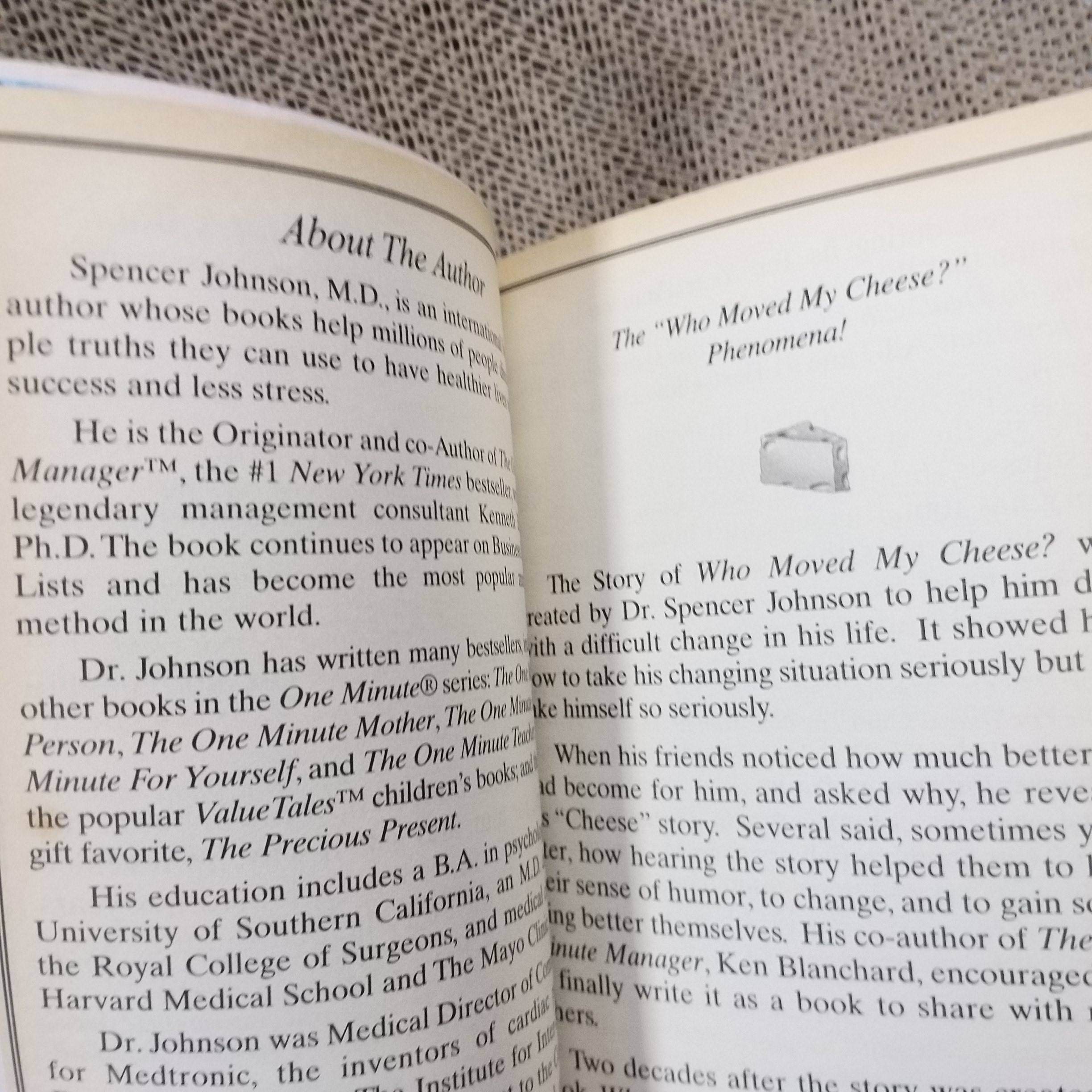 WHO MOVED MY CHEESE? ใครเอาเนยแข็งของฉันไป ผู้เขียน Spencer Johnson (ภาษาอังกฤษ)