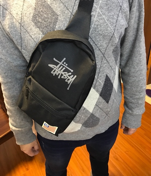 ❌เลิกจำหน่าย ❌ STUSSY กระเป๋าเป้ กระเป๋าคาดอก จากนิตยสาร Smart