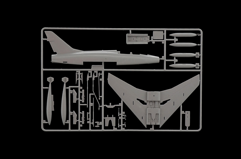 1/72 F-100F SUPER SABRE