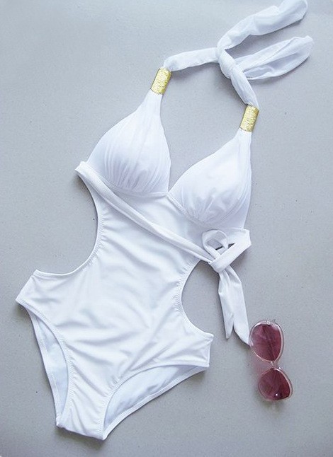 **พร้อมส่งสีขาว M L XLจำนวนจำกัดค่ะ**ชุดว่ายน้ำ วันพีช สีขาวผ้าตาข่ายทอละเอียดผูกโบว์ที่หลัง sexy เบาๆ ช่วงเอวเว้าทั้ง 2 ข้าง สายด้านบนตกแต่งสีทองน่ารักไฮโซ สวยเหมือนแบบค่ะ