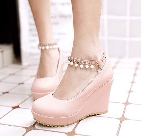 รองเท้าส้นเตารีดสายรัดข้อแต่งมุขน่ารักๆสีดำ/ขาว/ชมพู/เบจ ไซต์ 34-39