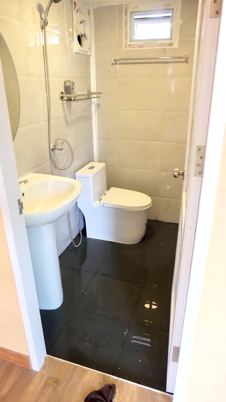 บ้านกังหันลม ขนาดกว่า 50 ตารางเมตร ใหม่ล่าสุด กังหันหมุนได้จริง