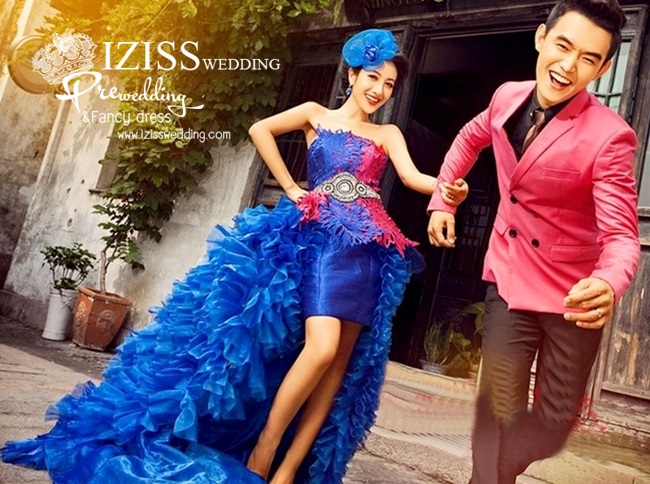 PW104 - Preorder ชุดคู่ถ่ายพรีเวดดิ้ง (prewedding dress) & ชุดแต่งงานแฟนซี (Fancy wedding dress)ชายหญิง "ธีมสีน้ำเงิน-ชมพู"