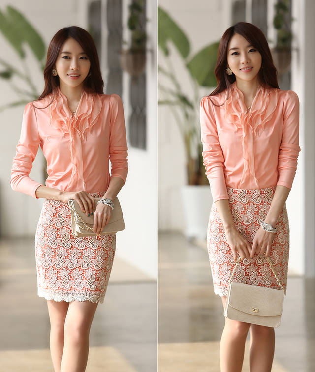 ***หมดค่ะ***เสื้อชีฟองสีส้ม ตกแต่งดีเทลที่คอด้วยผ้าชีฟองม้วนเป็นริ้วๆ แขนยาว สวยเหมือนแบบค่ะ