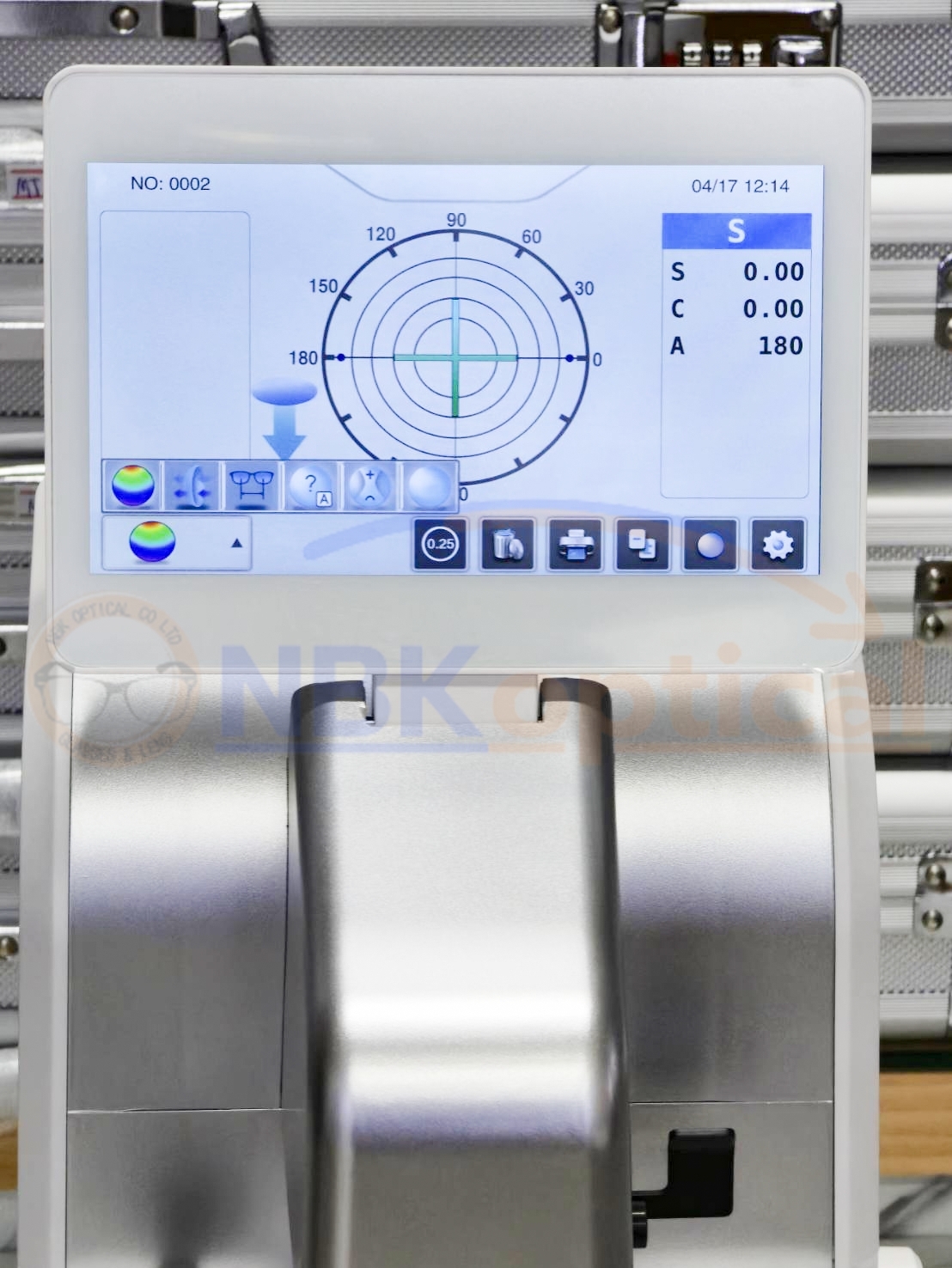 เครื่องเช็คเลนส์ออโต้ LM-900 Lensmeter