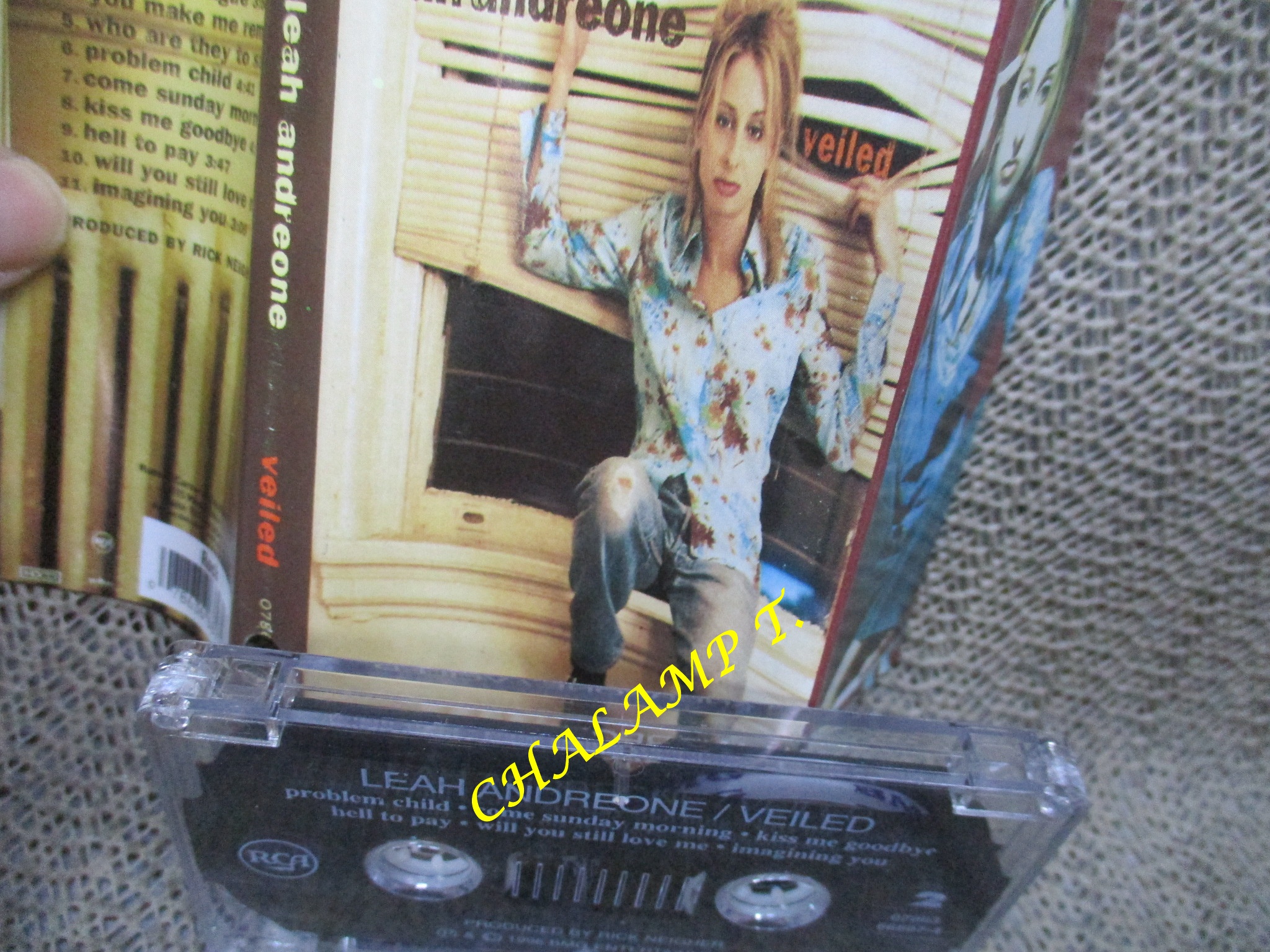 เทปเพลงสากล Leah Andreone – Veiled
