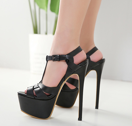 รองเท้าส้นสูง ไซต์ 34-40 สีดำ/ครีม