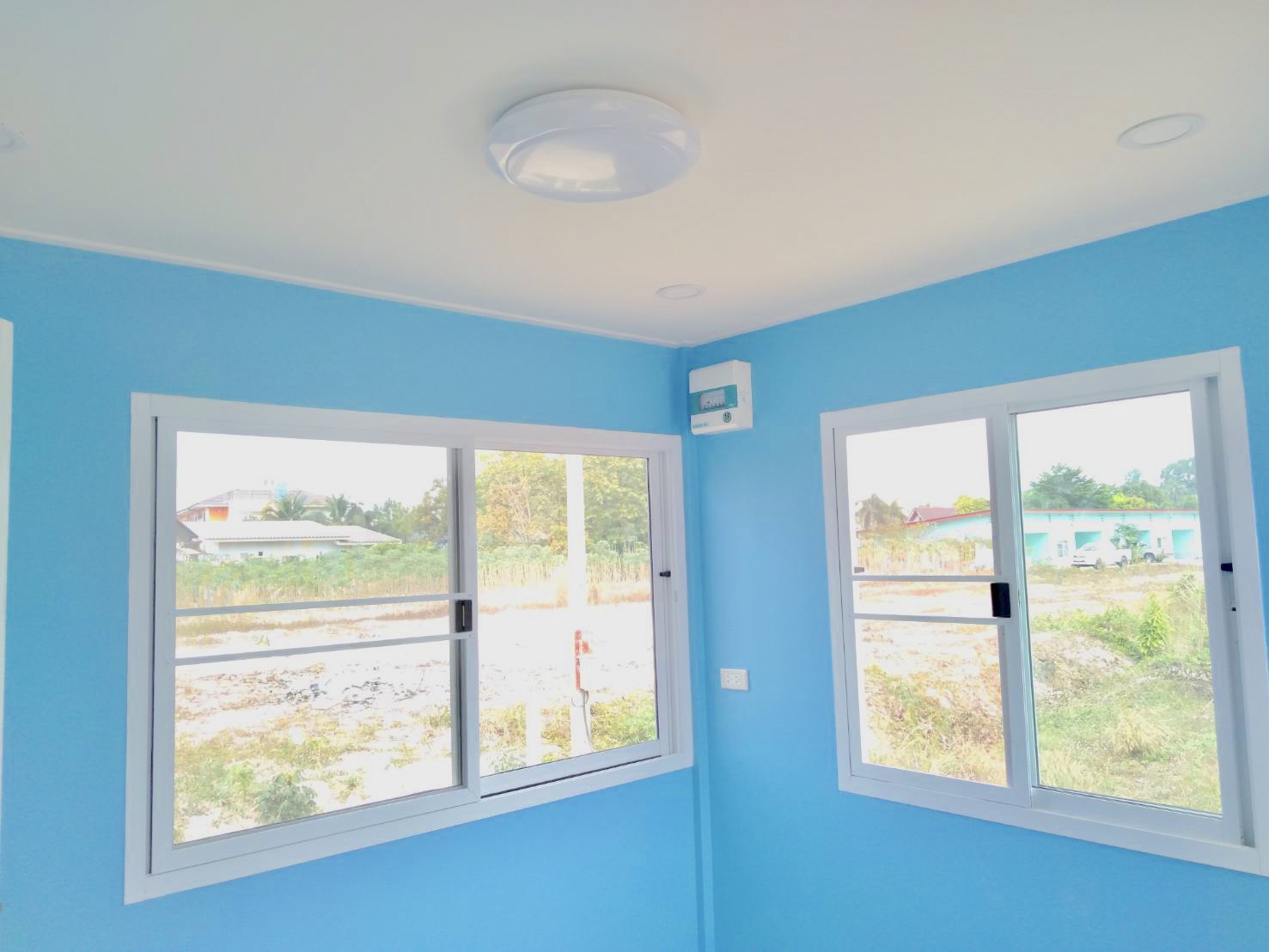 บ้านทรงโมเดิร์น ขนาด 3*5.5 ระเบียงรอบบ้าน