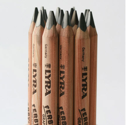 ดินสอสามเหลี่ยมสีดำ B จัมโบ้ FERBY แท่งสั้น