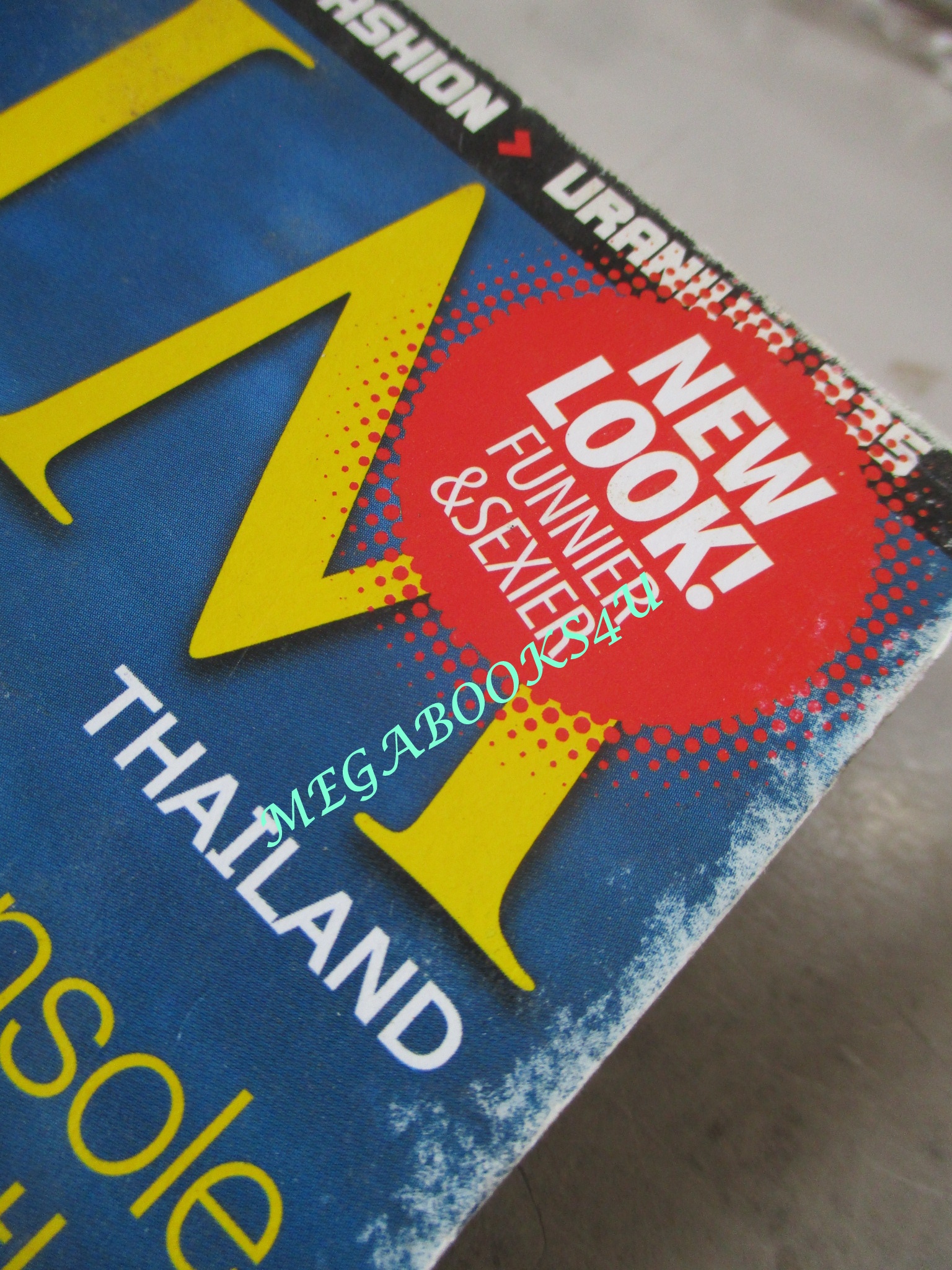 นิตยสารMAXIM No.025 JAN.2007 ปกปีใหม่ สุมนต์รัตน์ สภาพดี ขอบปกมีรอยถลอกตามภาพ