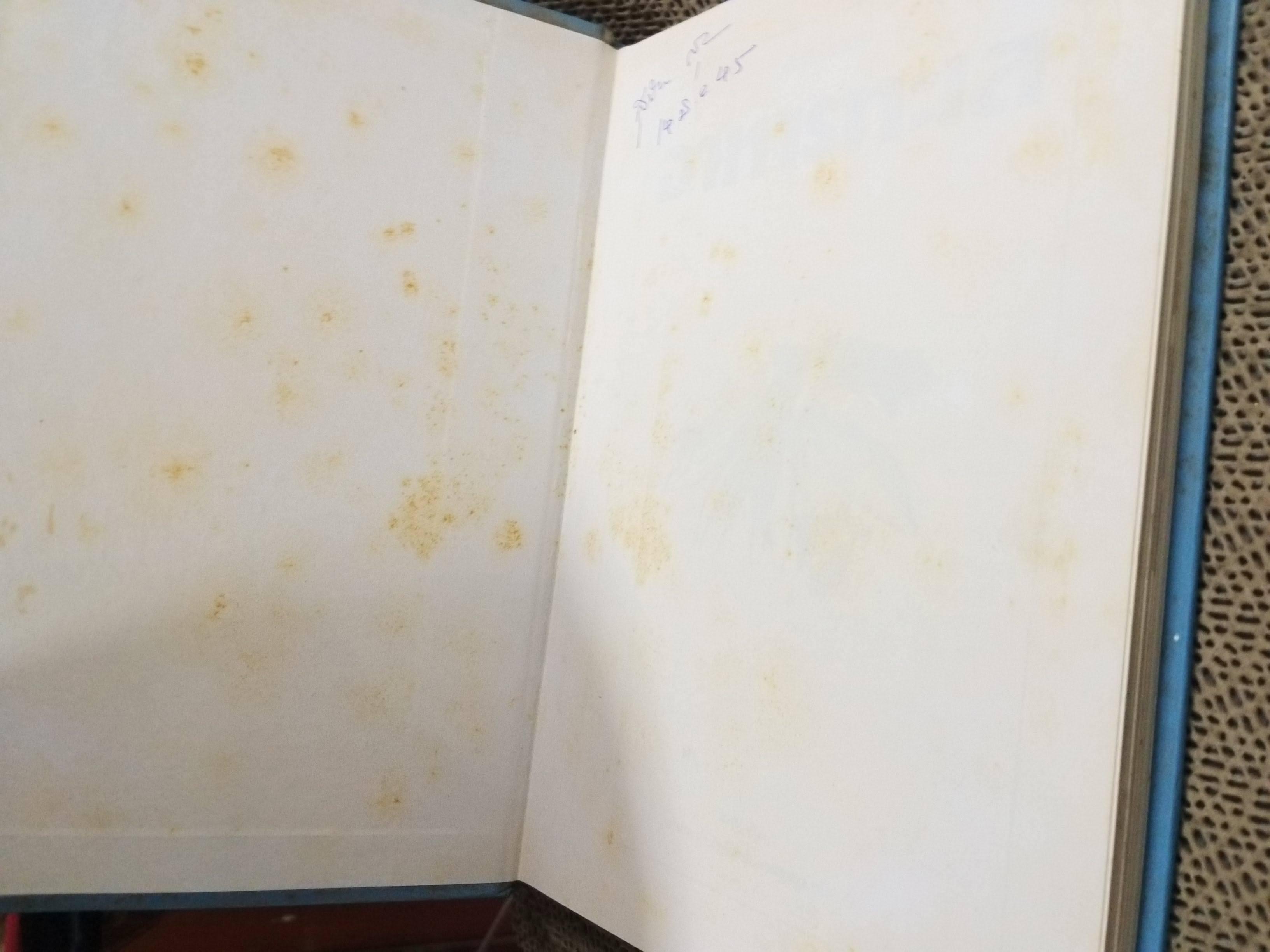 อาหารทะเล โดย สำนักพิมพ์แสงแดด สภาพ 90%