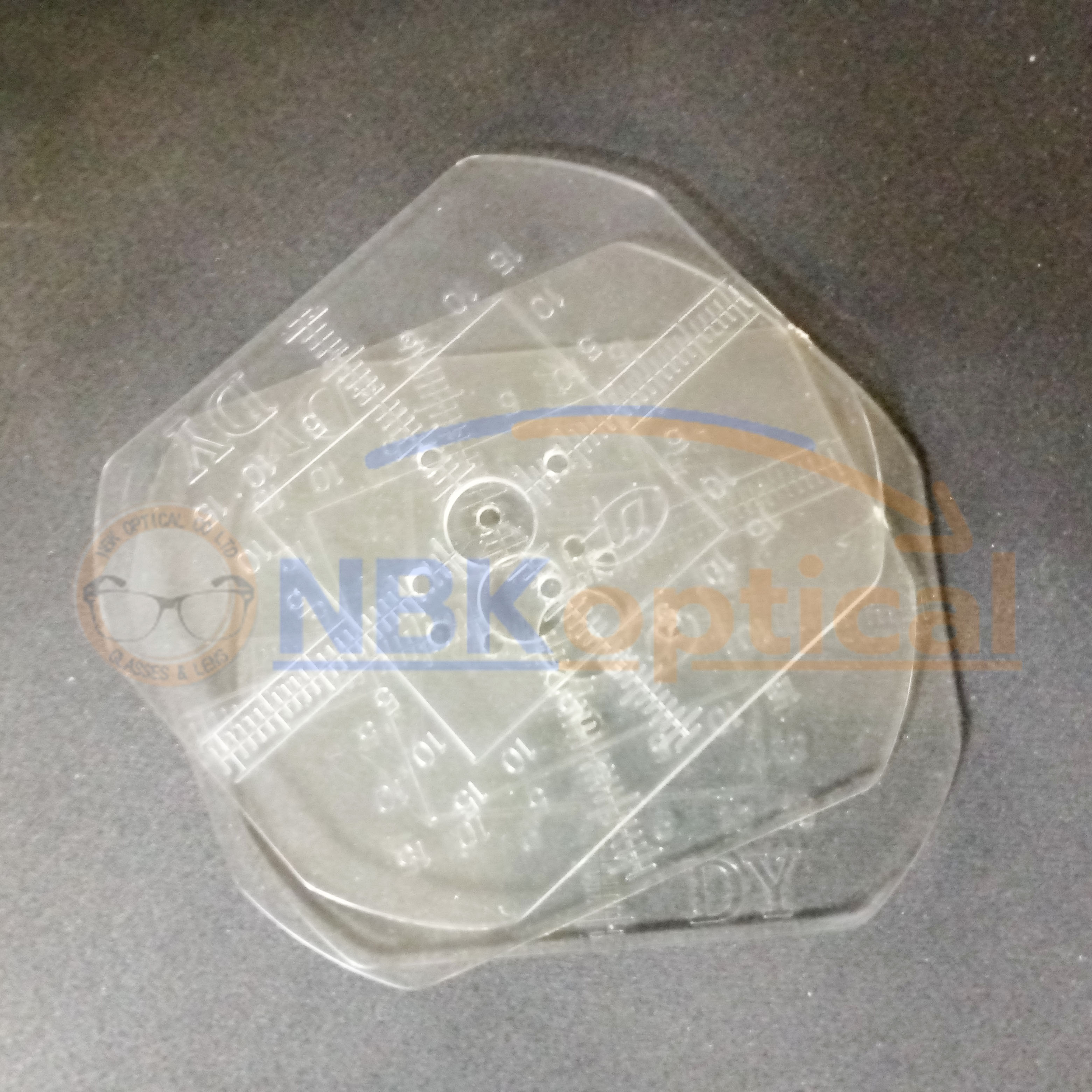 แพทเทิร์นทำบล็อกเลนส์