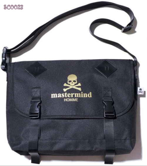 ❌เลิกจำหน่าย ❌ Mastermind HOMME กระเป๋าสะพาย สายปรับได้