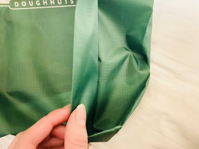 Krispy Kreme Donuts ถุงผ้ารักษ์โลก และกระเป๋าทรงโดนัท (มีกล่อง)