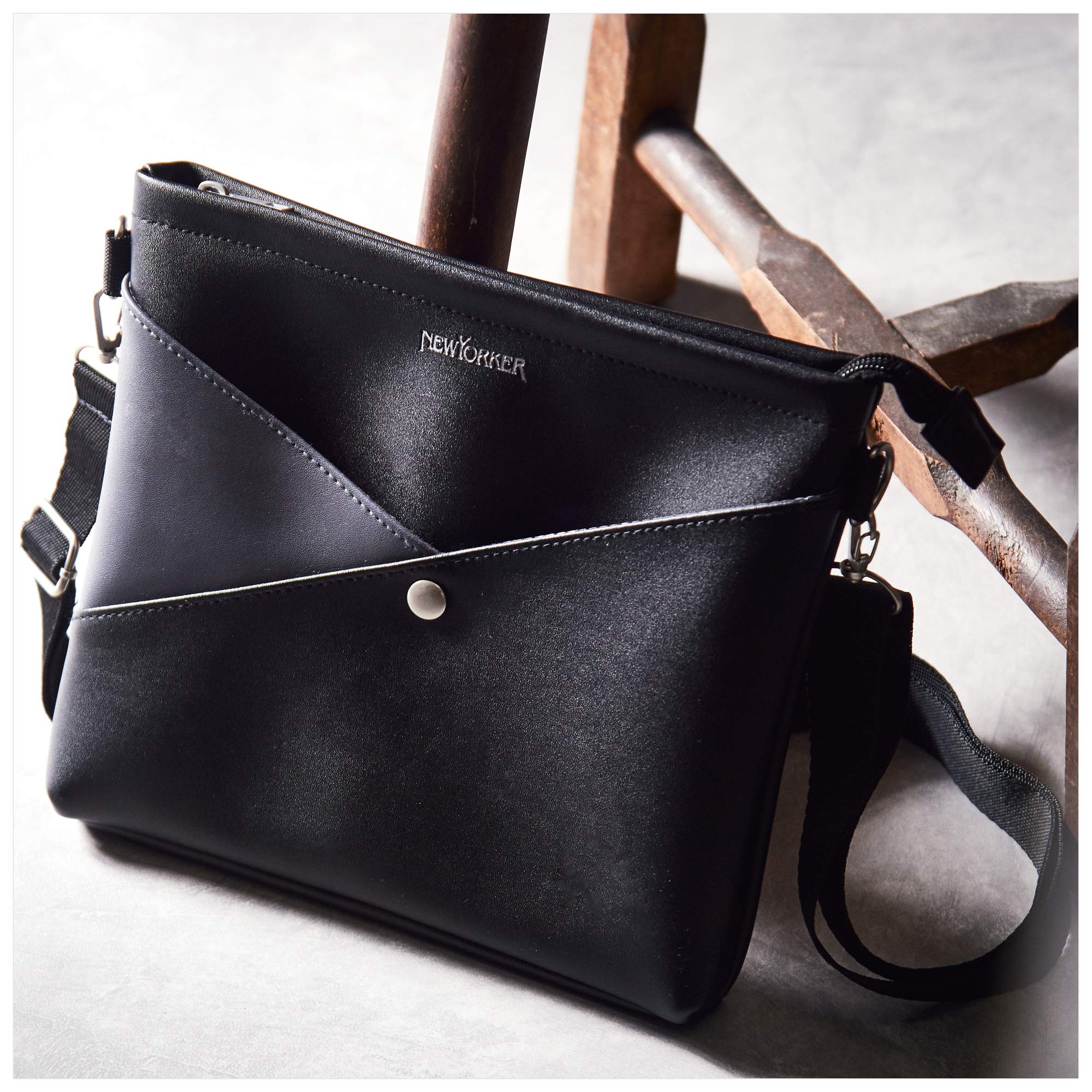 ❌เลิกจำหน่าย ❌ (มีซองไม่มีกล่อง) MonoMaster NEWYORKER Urban Luxury Shoulder Bag กระเป๋าสะพายผู้ชาย