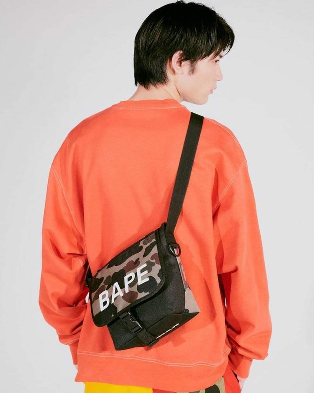 🟢พร้อมส่ง (มีกล่อง) A BATHING APE® 2020 AUTUMN/WINTER COLLECTION กระเป๋าสะพาย