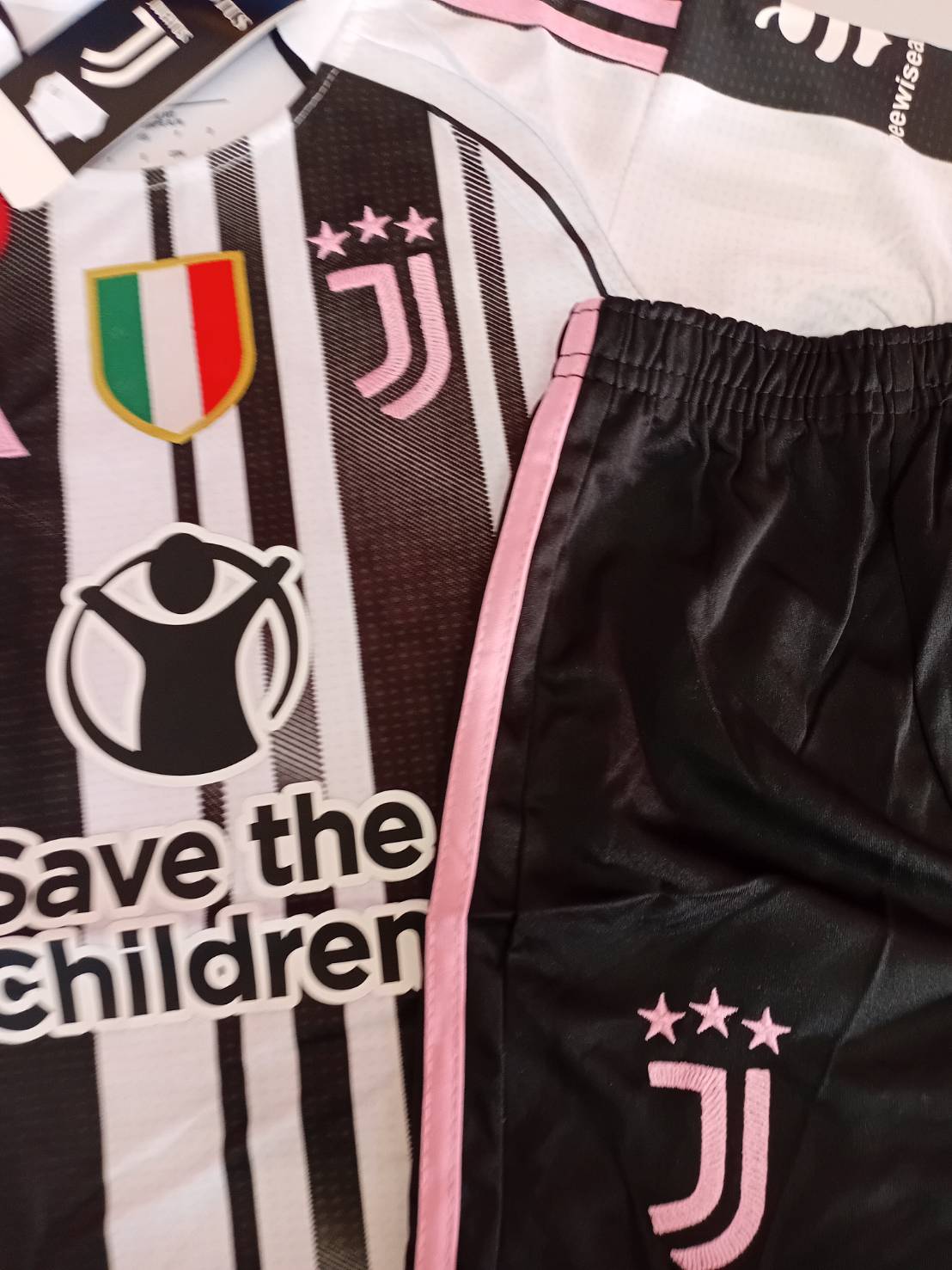 ชุดบอลเด็กทีม ยูเวนตุสเหย้า2025-26