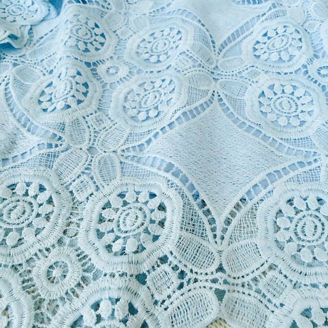 **หมดค่ะ**ชุดลูกไม้แขนยาวสีฟ้าใส่ทำงาน เพื่อนเจ้าสาว แบ่งเ็นเสื้อ+กระโปรง ฉลุลายดอกไม้ สวยคุณภาพดีเหมือนแบบค่ะ