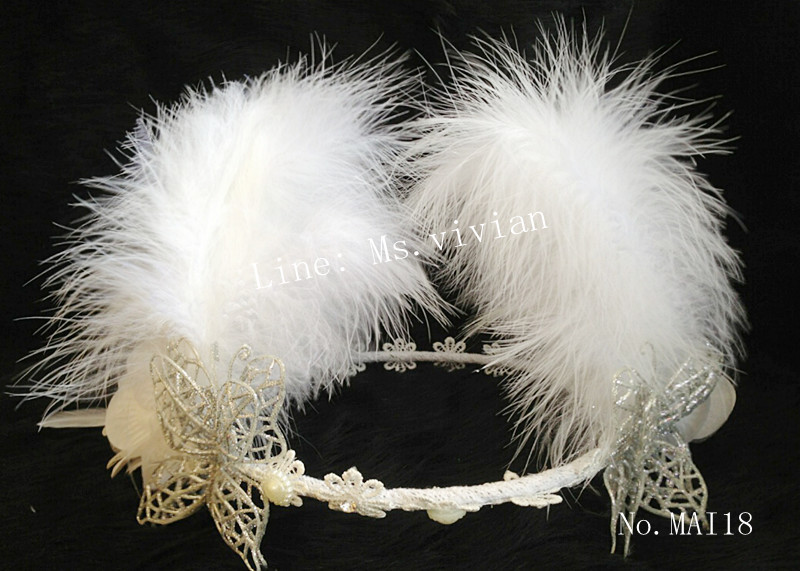 MAI18 มงกุฎขนฟู ผี้เสื้อเงิน (งาน handmade)**สินค้ามีจำกัด**