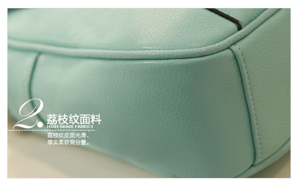 **Pre-order** กระเป๋า axixi แท้ มี 5 สี สีเขียว ชมพู ครีม บานเย็น เหลือง