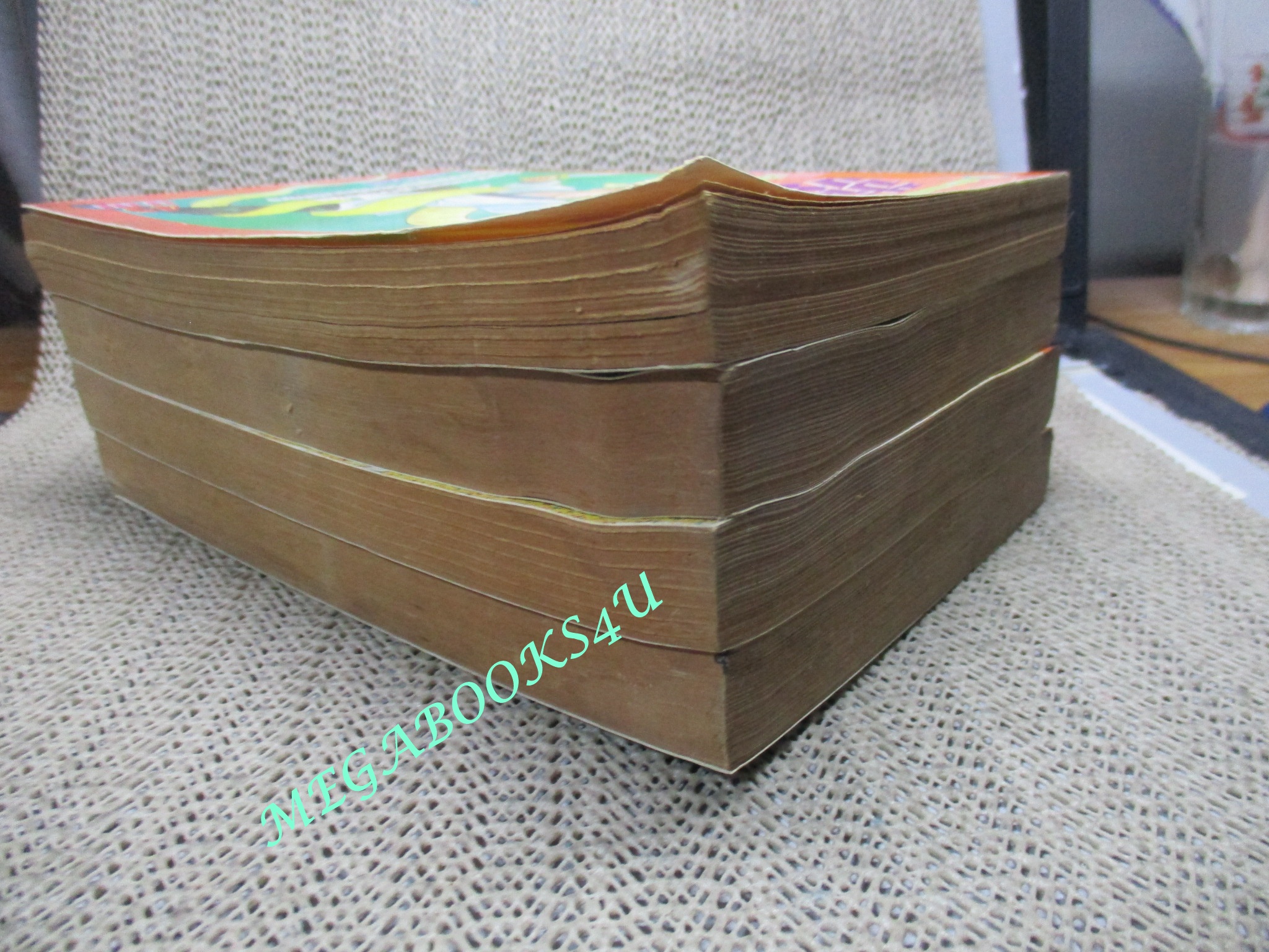 ป้ายเหล็กประกาศิต ครบชุด4เล่มจบ / น.นพรัตน์ / สนพ.สยามฯ (นิยายจีนกำลังภายใน) สภาพดี มีฝุ่นเกาะตามสันกระดาษประปราย