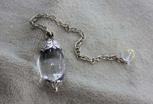 เพนดูลั่มเครียร์ควอตซ์ (Clear Quartz Pendulum )