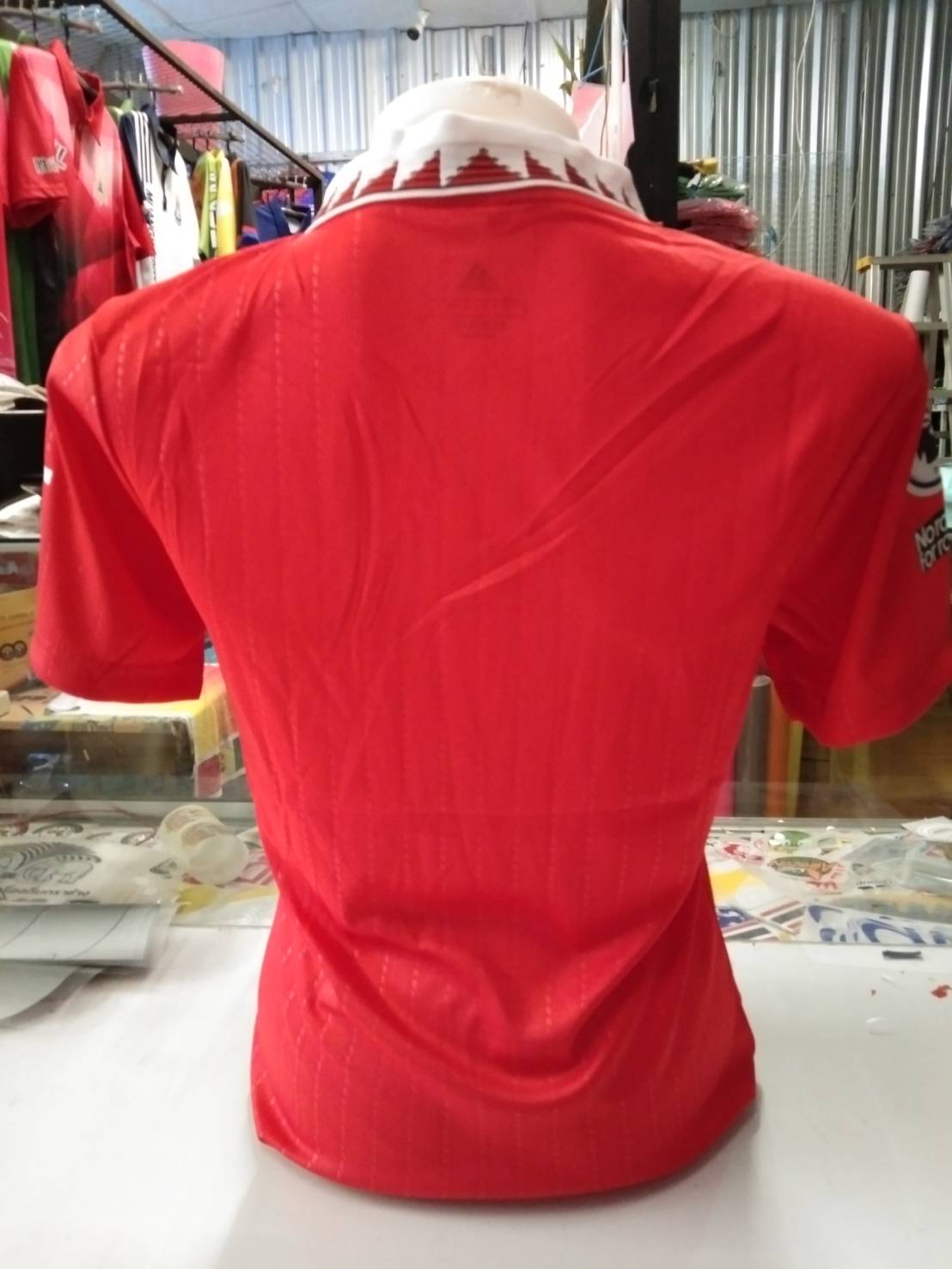 เสื้อบอลหญิงแมนยู2023