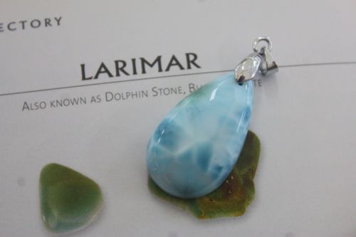 จี้ลาริมาร์ ( Larimar )